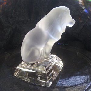 Goebel Lion Frosted Lead Crystal Figurine Paperweight very polished bottom
